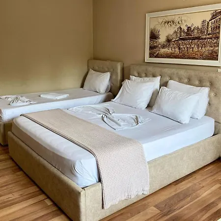 Dm Company Bed & Breakfast